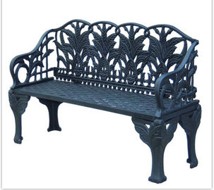 旧式な緑の長い鋳鉄のテーブルおよび椅子/鋳鉄の公園のベンチ