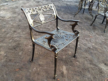 公園のためのテーブルそして椅子の旧式な青銅の外のフランス様式の鋳鉄