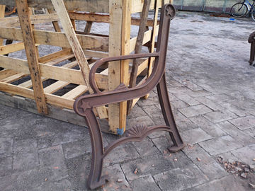 居間の木製のスラットの旧式な鋳鉄のベンチの終わりの芸術の設計腐食抵抗