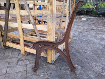 通り家具のための長い屋外の木の鋳鉄のベンチ座席端